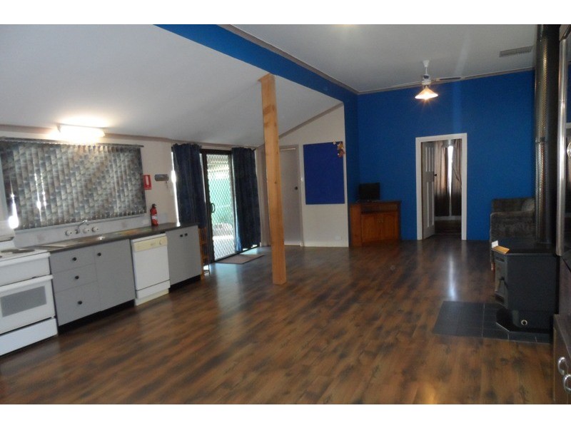 5 Thirteenth Street, Renmark SA 5341