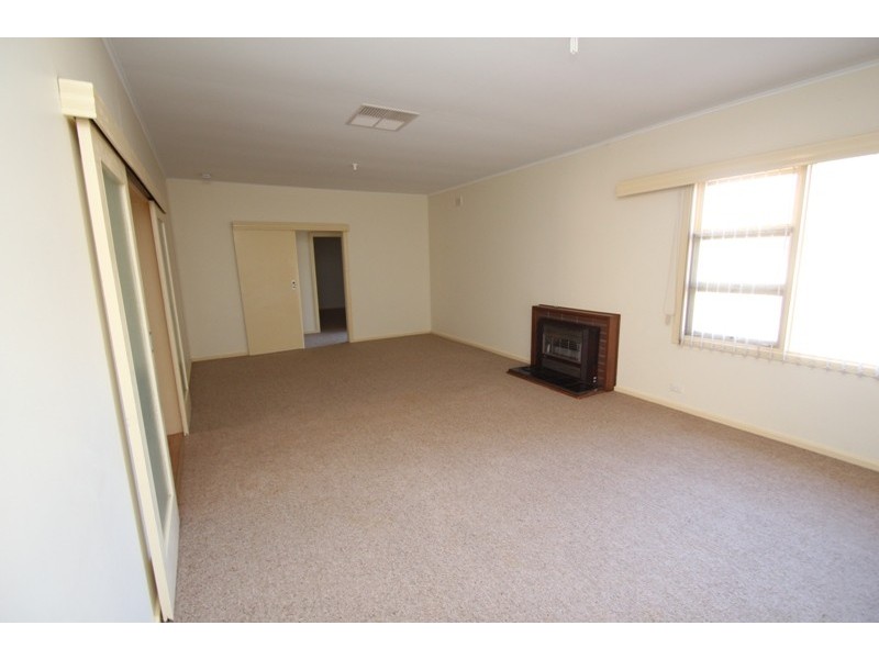 23 Mortimer Road, Berri SA 5343