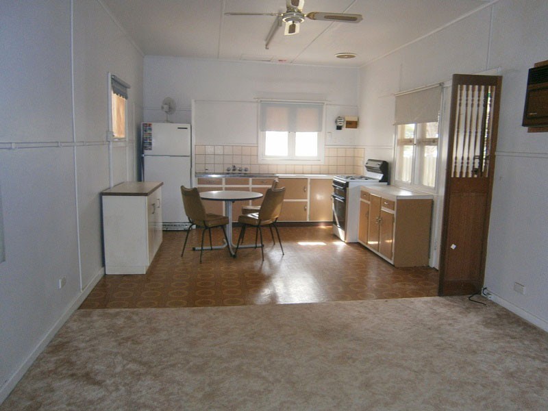 3 Matthews Street, Waikerie SA 5330