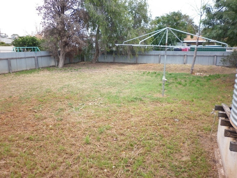 20 and 22 Belah Street, Renmark SA 5341