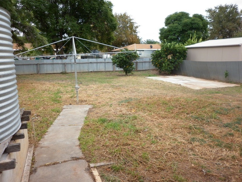 20 and 22 Belah Street, Renmark SA 5341