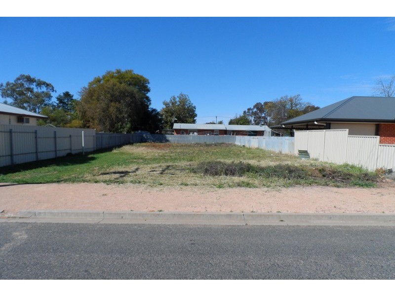 11 Belah Street, Renmark SA 5341