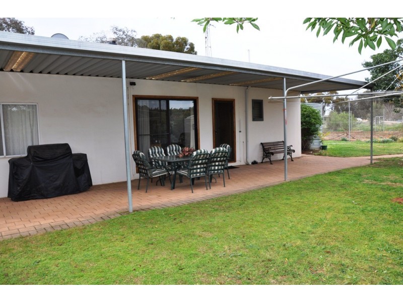 78 Gratwick Road, Loxton SA 5333