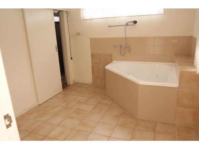 36 Anderson Street, Barmera SA 5345