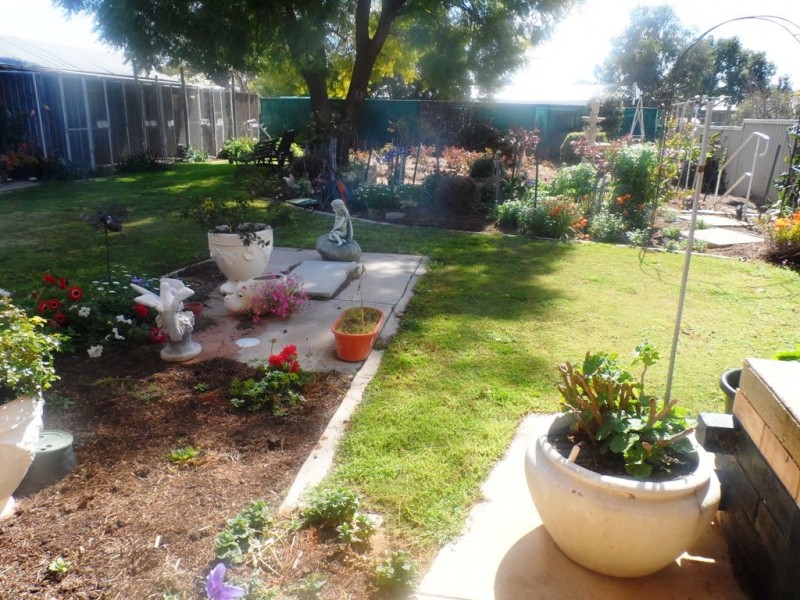 26 First Street, Loxton SA 5333