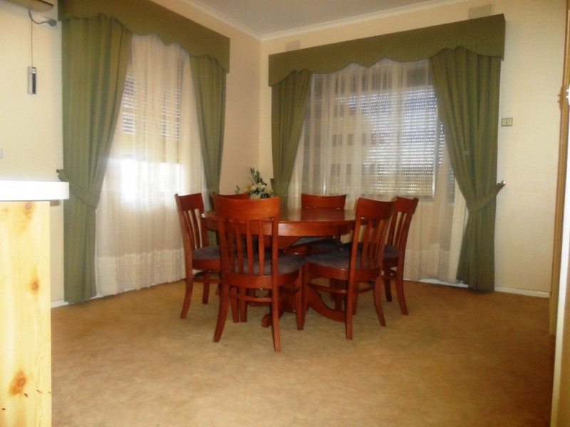 26 First Street, Loxton SA 5333