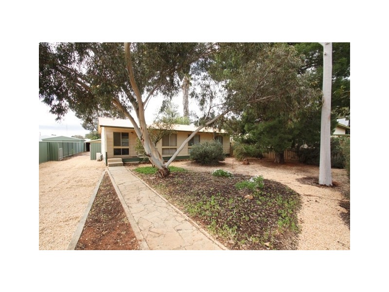 105 Paruna Road, Loxton SA 5333