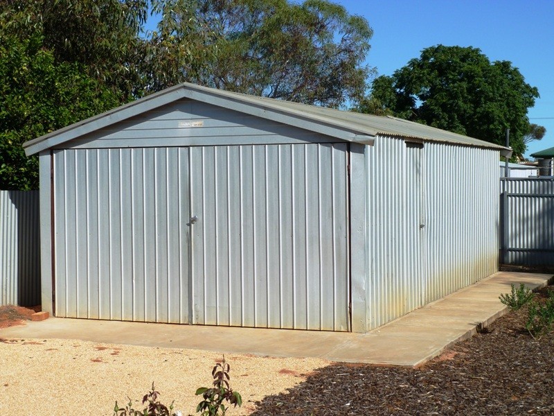 11 Coral Street, Loxton SA 5333