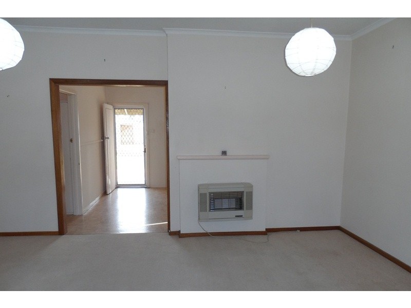 35 Railway Terrace, Renmark SA 5341