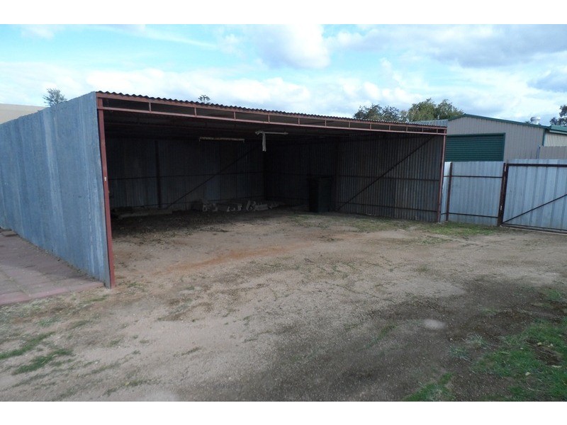 35 Railway Terrace, Renmark SA 5341