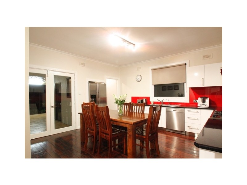 43 Wodonga Avenue, Loxton SA 5333