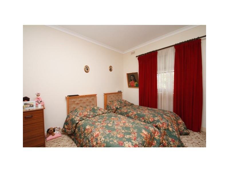 18 Third Street, Loxton SA 5333