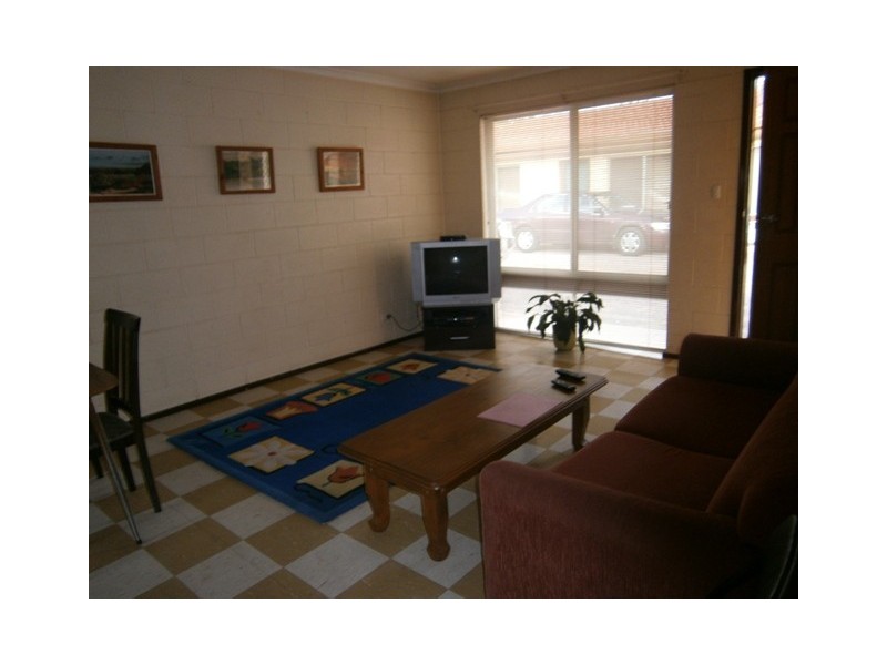 unit 7, 103 Sixteenth Street, Renmark SA 5341