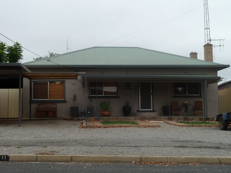 11 Wilkinson Street, Berri SA 5343
