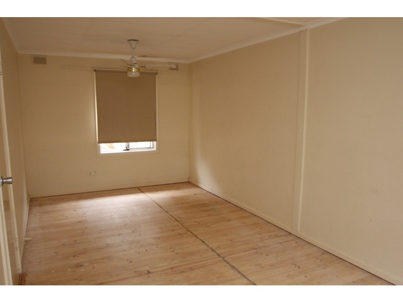 8 Mortimer Road, Berri SA 5343