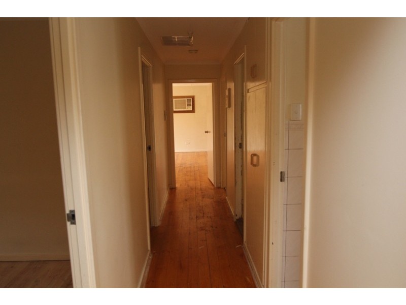 8 Mortimer Road, Berri SA 5343