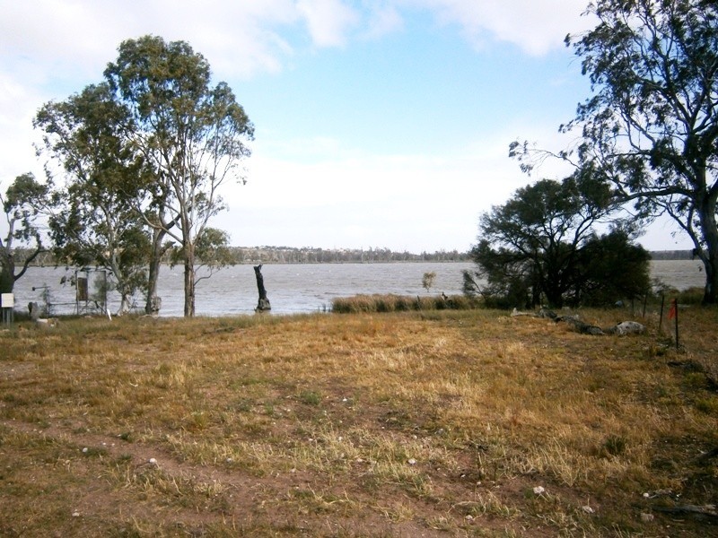 124 Roonka Road, Blanchetown SA 5357