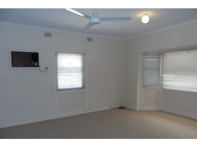 15 Story Crescent, Renmark SA 5341