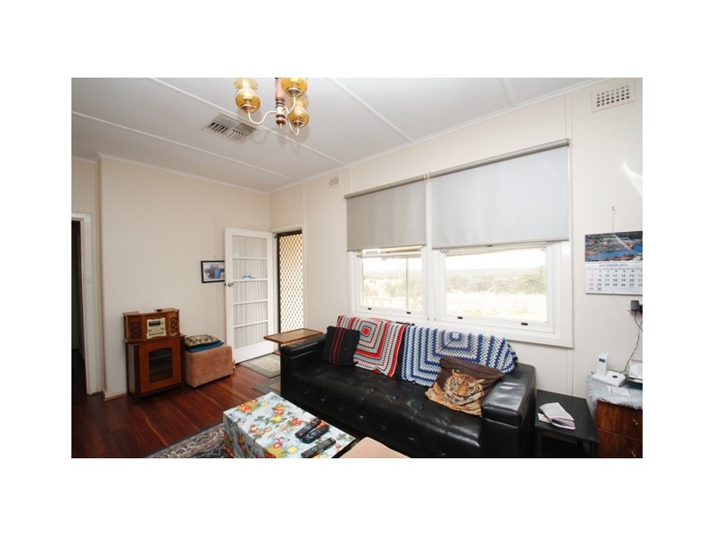 5 THIELE AVE, Loxton SA 5333