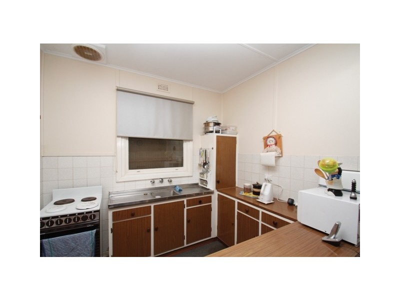 5 THIELE AVE, Loxton SA 5333