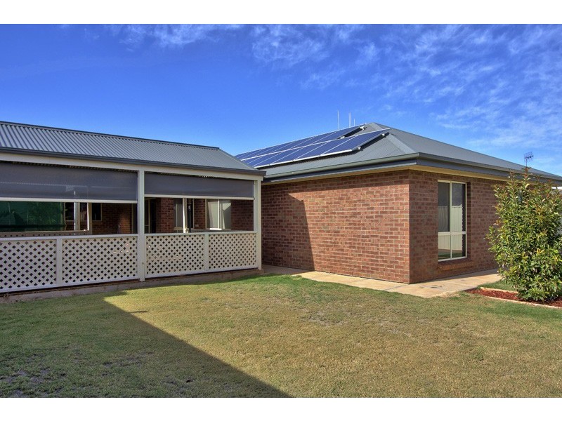 11 Trevelyan Street, Barmera SA 5345