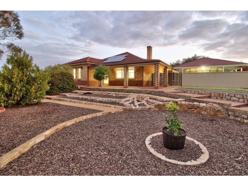 18 Third Street, Loxton SA 5333