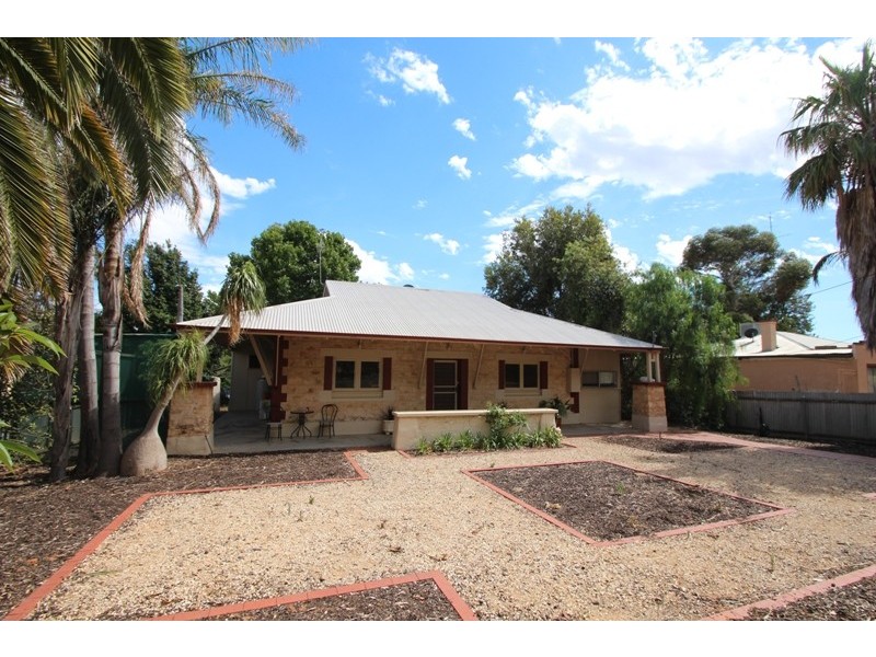 30 Laffer Street, Barmera SA 5345