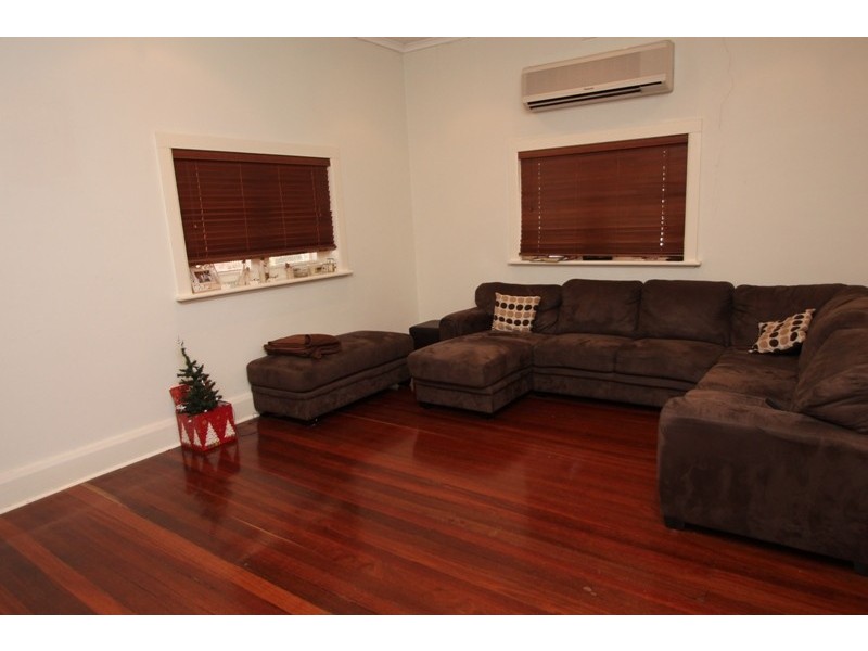 30 Laffer Street, Barmera SA 5345