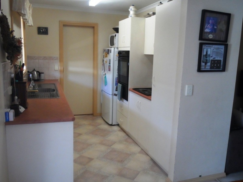 10 Nalara Avenue, Loxton SA 5333