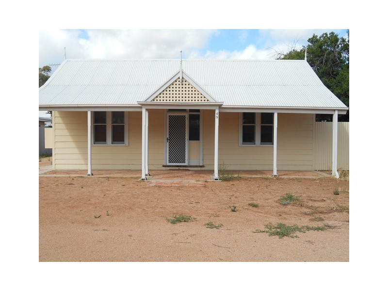 49 Ninth, Renmark SA 5341