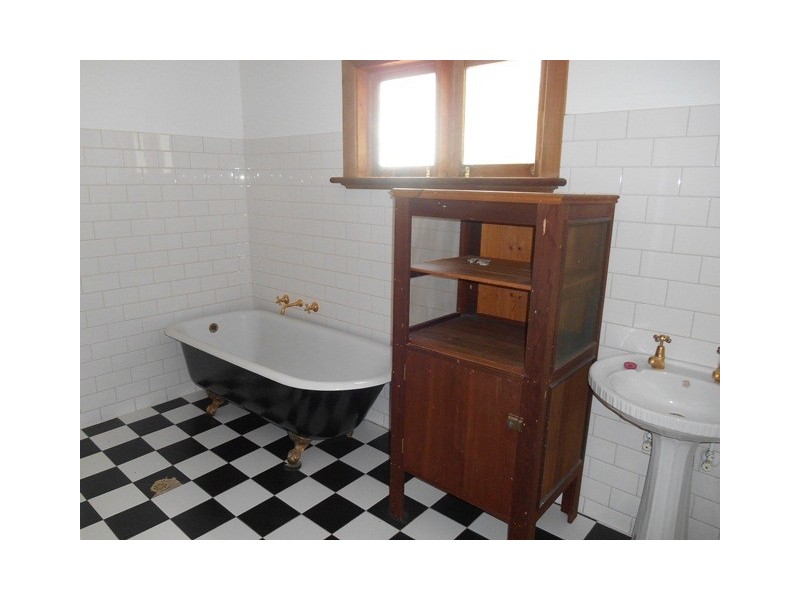 49 Ninth, Renmark SA 5341