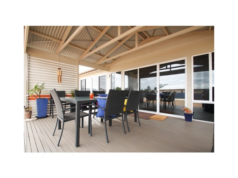 13 KEITH PAYNE CRT, Loxton SA 5333