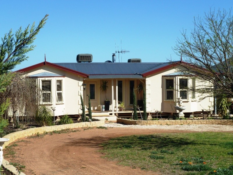144-158 Derrick Road, Loxton SA 5333