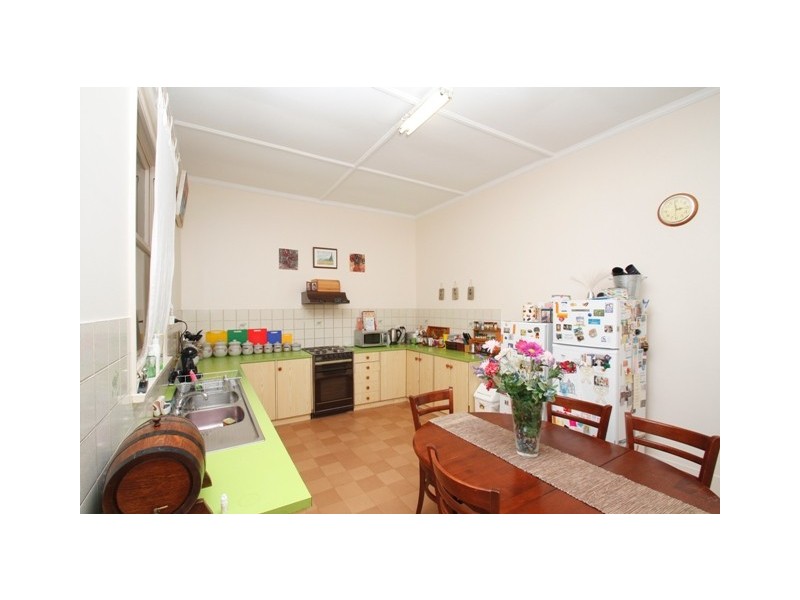 32 Tobruk Tce, Loxton SA 5333