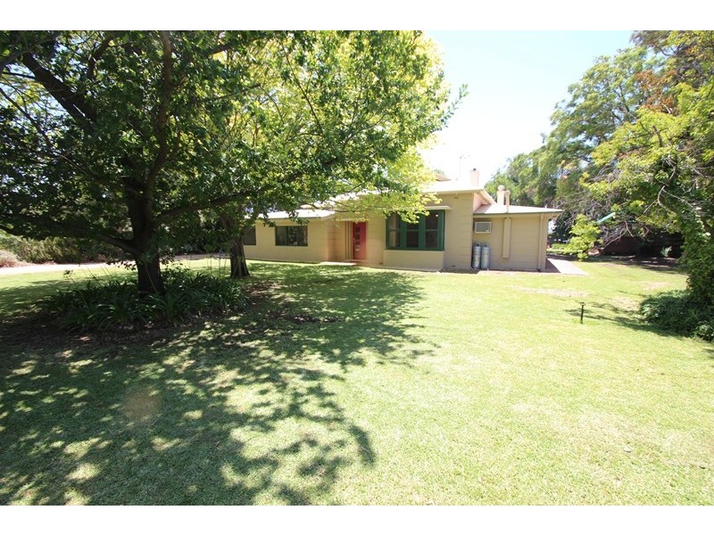 111 Twenty Eighth Street, Renmark SA 5341