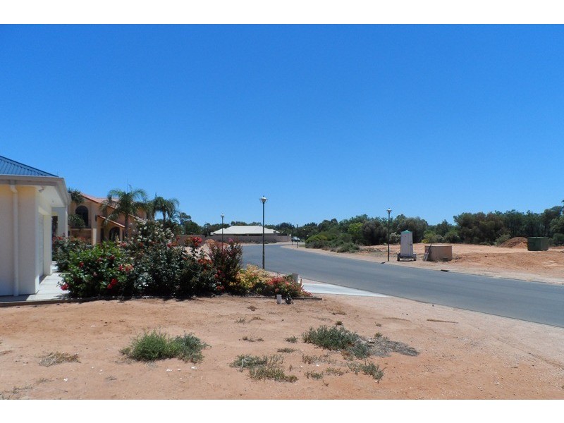 12 New Landing Way, Renmark SA 5341