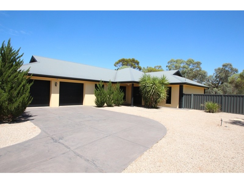 2A Bruce Street, Barmera SA 5345