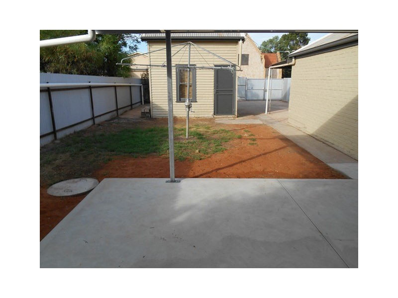 65 Sixteenth Street, Renmark SA 5341