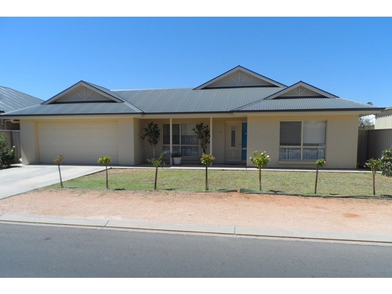 8 Hisgrove Road, Renmark SA 5341