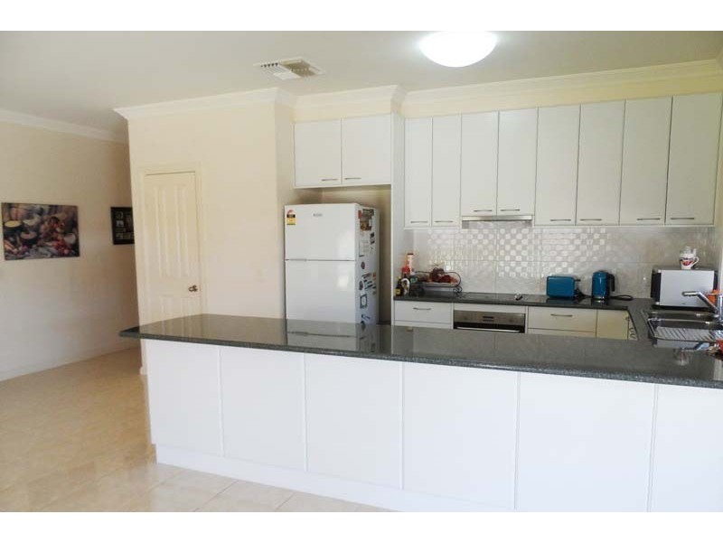 8 Hisgrove Road, Renmark SA 5341