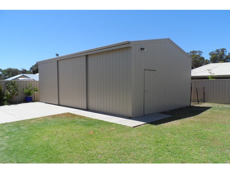 8 Hisgrove Road, Renmark SA 5341