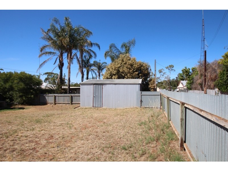 27 Worman Street, Berri SA 5343