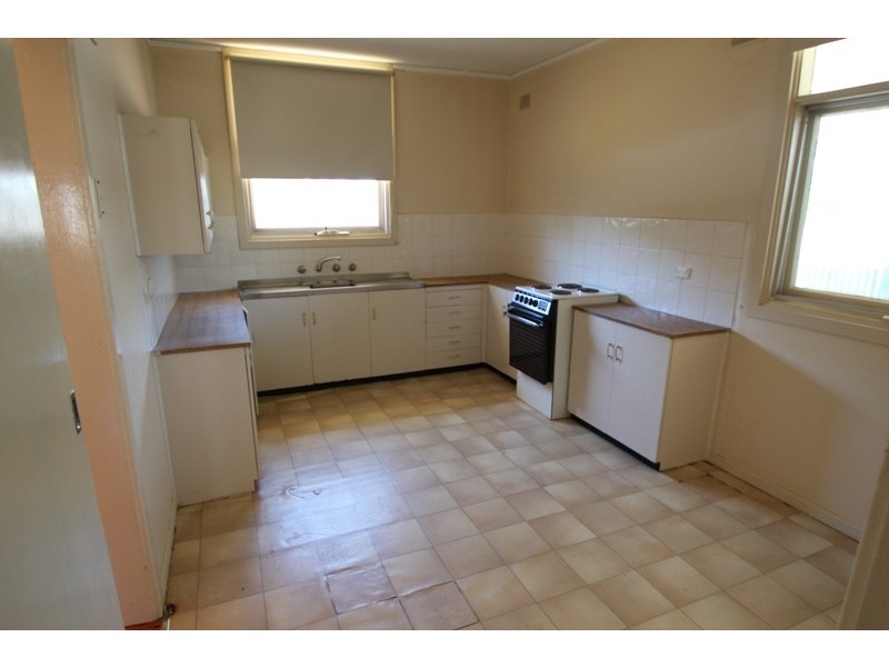 27 Worman Street, Berri SA 5343