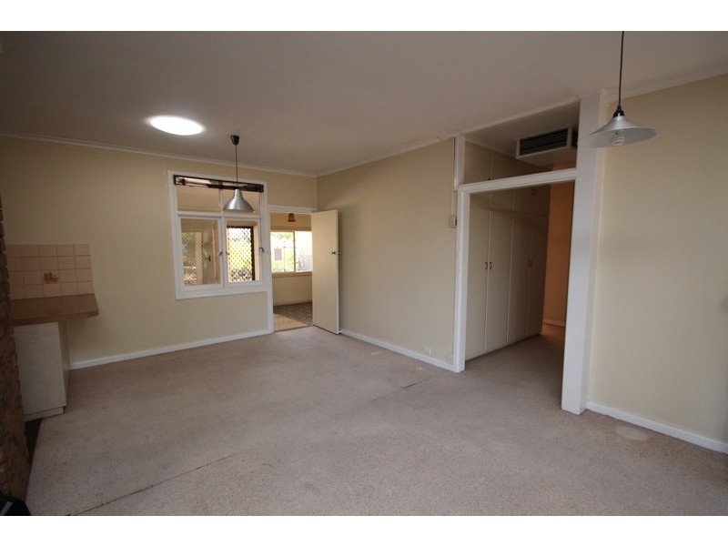 2 Clark Street, Berri SA 5343