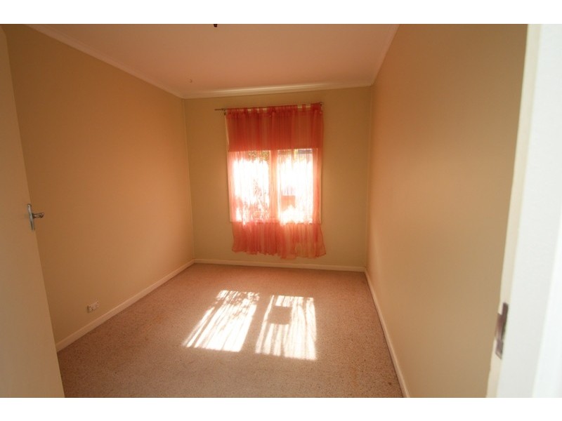 2 Clark Street, Berri SA 5343