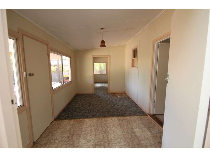 2 Clark Street, Berri SA 5343
