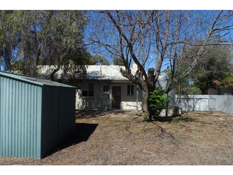 8 Ruston Street, Renmark SA 5341