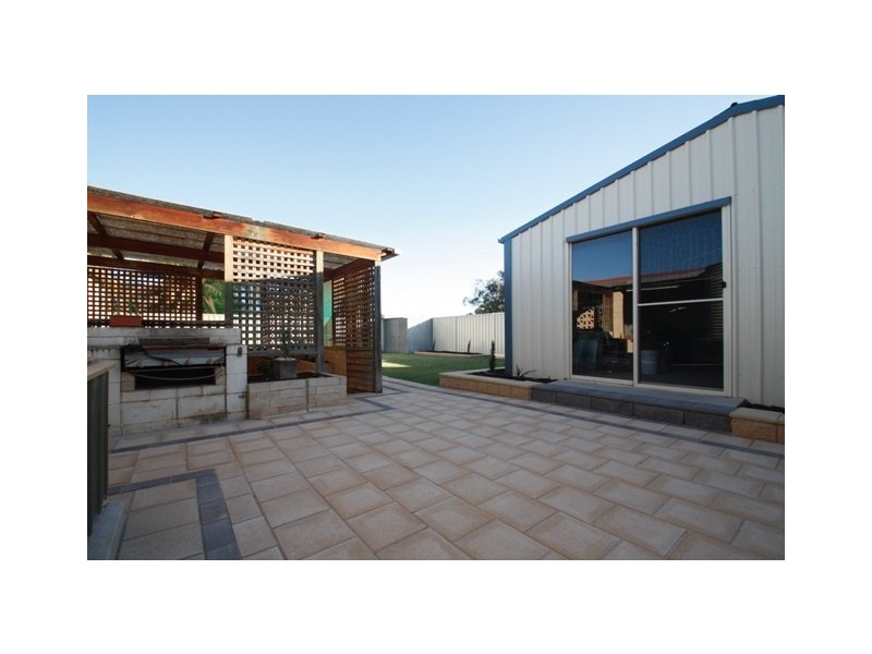 8 Tonkin Street, Loxton SA 5333