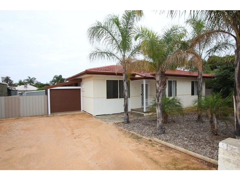 9 Cornwall Street, Berri SA 5343