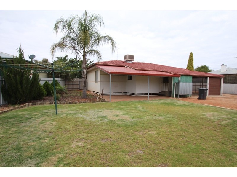 9 Cornwall Street, Berri SA 5343